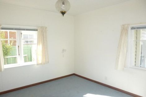 Photo of property in 145 Kings Crescent, Hutt Central, Lower Hutt, 5010