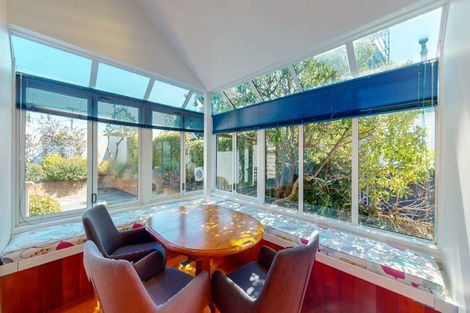 Photo of property in 4 Robieson Street, Roseneath, Wellington, 6011