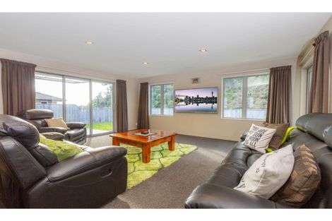 Photo of property in 3 Tussock Place, Stoke, Nelson, 7011