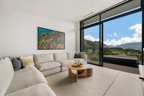 Photo of property in 11 Ruby Ridge, Wanaka, 9305