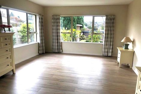 Photo of property in 4 Sunningvale Lane, Ilam, Christchurch, 8053