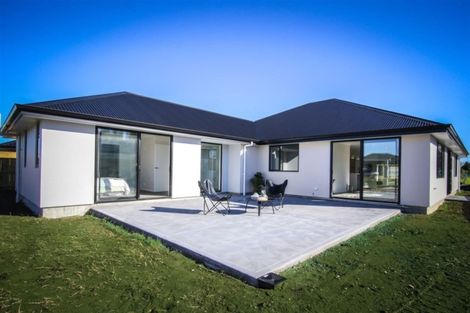 Photo of property in 8 Rana Place, Mapua, 7005