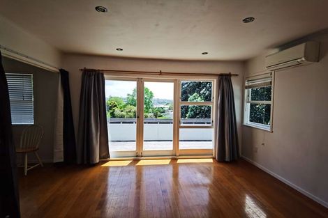 Photo of property in 37 Rosalind Road, Glenfield, Auckland, 0629