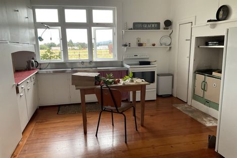 Photo of property in 28 Cook Flat Road, Fox Glacier, 7886