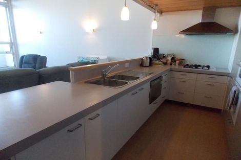 Photo of property in Stadium Garden Flats, 118/107 Thorndon Quay, Pipitea, Wellington, 6011