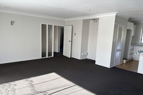Photo of property in 2/73 Bramley Drive, Farm Cove, Auckland, 2012