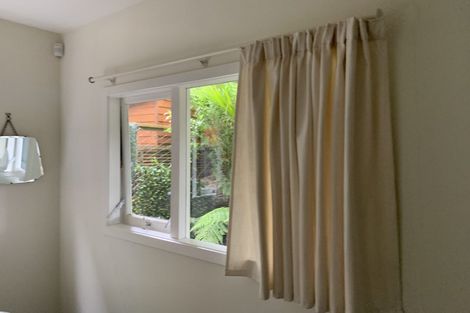 Photo of property in 14 Sackville Street, Fitzroy, New Plymouth, 4312