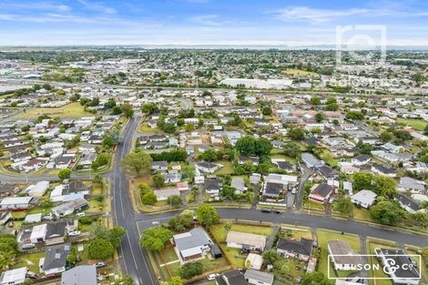 Photo of property in 3 Limond Street, Randwick Park, Auckland, 2105