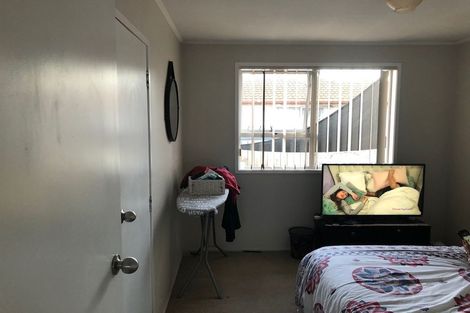 Photo of property in 423 Bucklands Beach Road, Bucklands Beach, Auckland, 2012