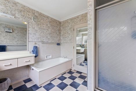 Photo of property in 24 Pamela Place, Otumoetai, Tauranga, 3110