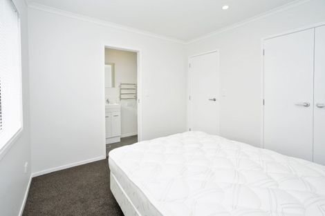 Photo of property in 16/10 Burrows Place, Frankton, Hamilton, 3204