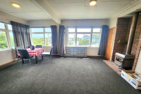 Photo of property in 69 Tamar Street, South Hill, Oamaru, 9400