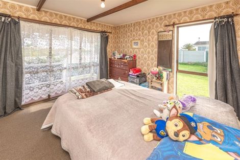 Photo of property in 36 Karyn Street, Castlecliff, Whanganui, 4501