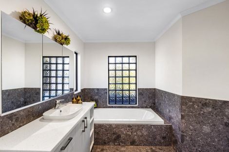 Photo of property in 128b Thompson Road, Bluff Hill, Napier, 4110