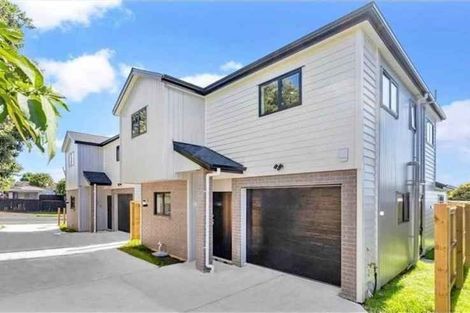Photo of property in 3b Riverton Drive, Randwick Park, Auckland, 2105