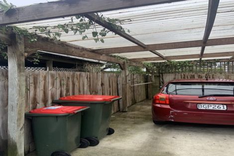 Photo of property in 1/15 Gloaming Place, Conifer Grove, Takanini, 2112