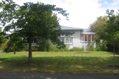 Photo of property in 138 Fisher Avenue, Beckenham, Christchurch, 8023