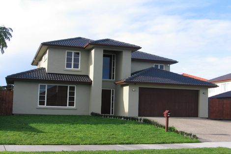 Photo of property in 14 Earlshall Drive, Flat Bush, Auckland, 2016