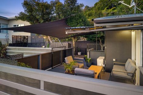 Photo of property in 33 Milton Terrace, Picton, 7220