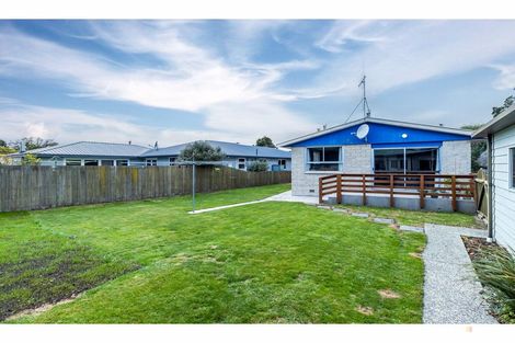 Photo of property in 24 Paul Street, Waimate, 7924