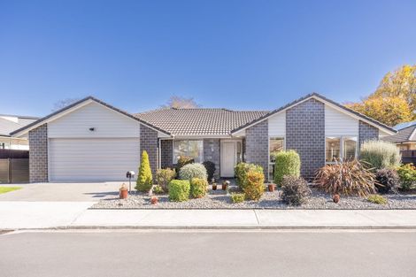 Photo of property in 5 Kennedy Lane, Hamilton East, Hamilton, 3216