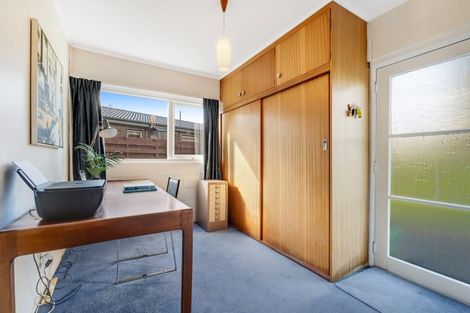 Photo of property in 8 Fielding Crescent, Farm Cove, Auckland, 2012