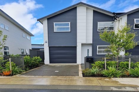 Photo of property in 28 Pateke Drive, Kenepuru, Porirua, 5022