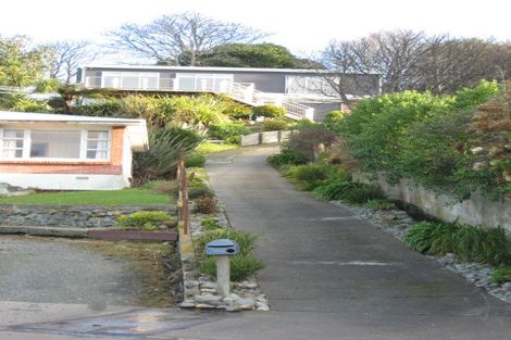 Photo of property in 86 Marine Parade, Bluff, 9814