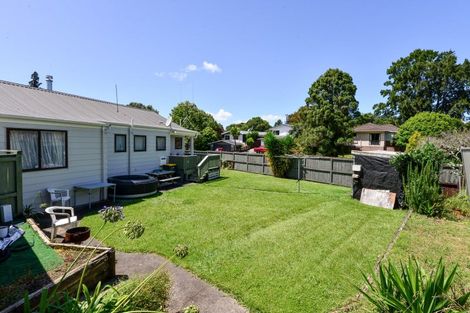 Photo of property in 6 Matipo Crescent, Pukete, Hamilton, 3200