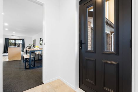 Photo of property in 1/4 Charlenne Close, Ranui, Auckland, 0612