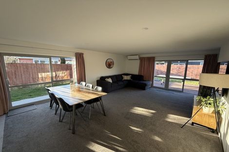 Photo of property in 2/9 Ottawa Road, Wainoni, Christchurch, 8061