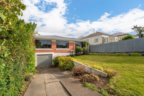 Photo of property in 10 Avenue Road, West End, Timaru, 7910