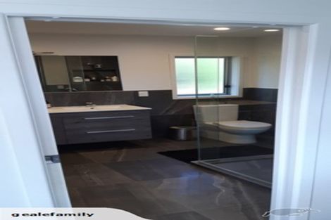 Photo of property in 82 Townsend Road, Miramar, Wellington, 6022