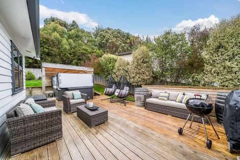 Photo of property in 15 Pacific View, Whitby, Porirua, 5024