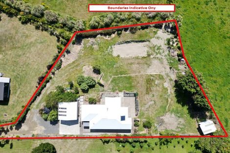 Photo of property in 90 Bergin Road, Foxton, 4814