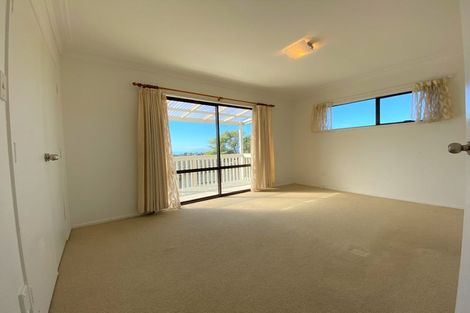 Photo of property in 147 Oaktree Avenue, Browns Bay, Auckland, 0630