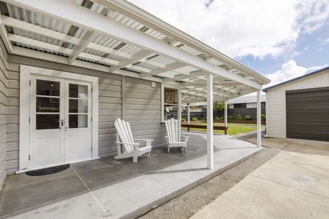 Photo of property in 19 Giesen Road, Feilding, 4702
