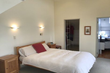 Photo of property in 2/145 Victoria Road, Devonport, Auckland, 0624