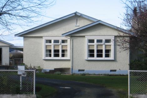 Photo of property in 20 Lansdowne Crescent, Lansdowne, Masterton, 5810