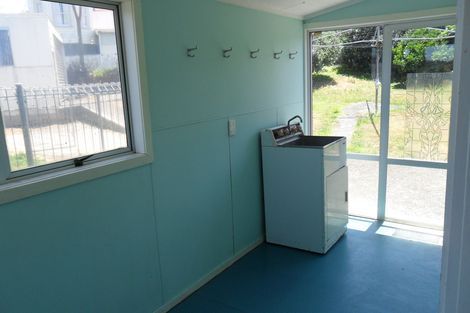 Photo of property in 63 King Street, Hikurangi, 0114