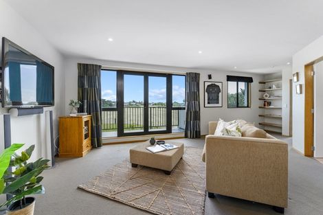 Photo of property in 8 Avion Terrace, Raumati Beach, Paraparaumu, 5032