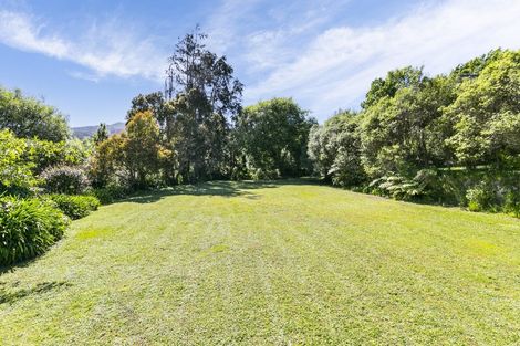 Photo of property in 2 South Makara Road, Makara, Karori, 6972