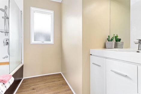 Photo of property in 32 Valley Road, Kawerau, 3127