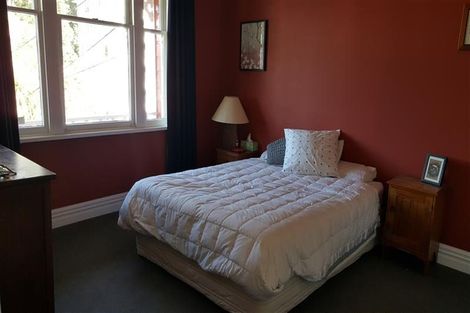 Photo of property in 17 Patanga Crescent, Thorndon, Wellington, 6011