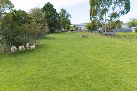 Photo of property in 7 Rathbone Street, Waipawa, 4210