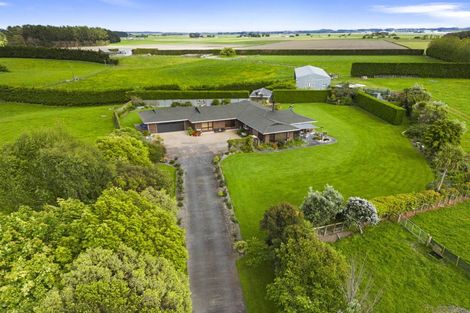 Photo of property in 2923 State Highway 1, Sanson, Palmerston North, 4479