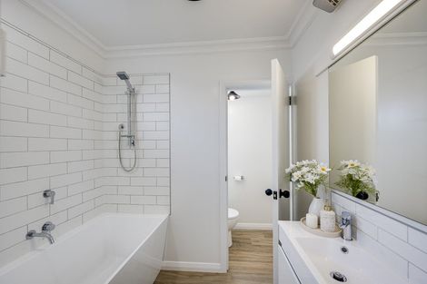 Photo of property in 11a Moeller Street, Taradale, Napier, 4112