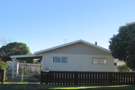 Photo of property in 95a Arawhata Road, Paraparaumu, 5032