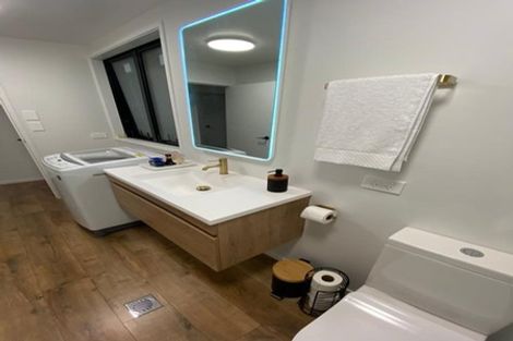 Photo of property in 1/28 Alexander Street, Cockle Bay, Auckland, 2014