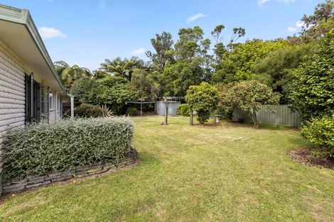 Photo of property in 16 Hickford Place, Okato, 4335